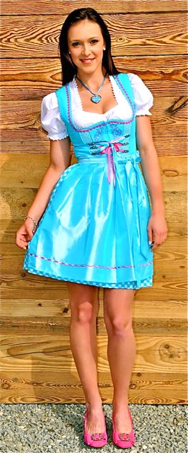 Sarah (17) aus Behringersdorf ist noch Schülerin. Foto: privat