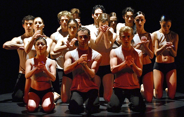 Ehrung für Goyo Montero in Spanien u.a. für seine Vielseitigkeit, beispielsweise im Stück ,,Benditos Malditos. Fotos (5): Staatstheater Nürnberg