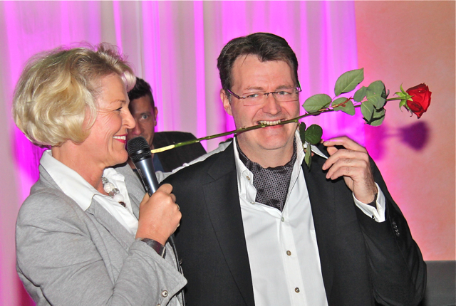 Michael Frieser gratulierte seiner Frau Steffi zum Geburtstag und zwar mit Stil.