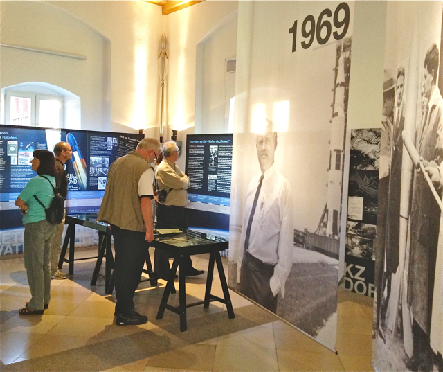 Die Ausstellung in Feucht findet großen Zuspruch beim Publikum. Fotos (2): oh