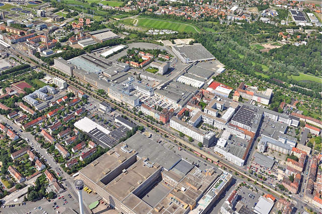 Auf AEG - vom Industrierevier zum lebendigen Stadtquartier: ,,Auf AEG" im Jahr 2011. Foto: oh/Nürnberg Luftbild/Hajo Dietz
