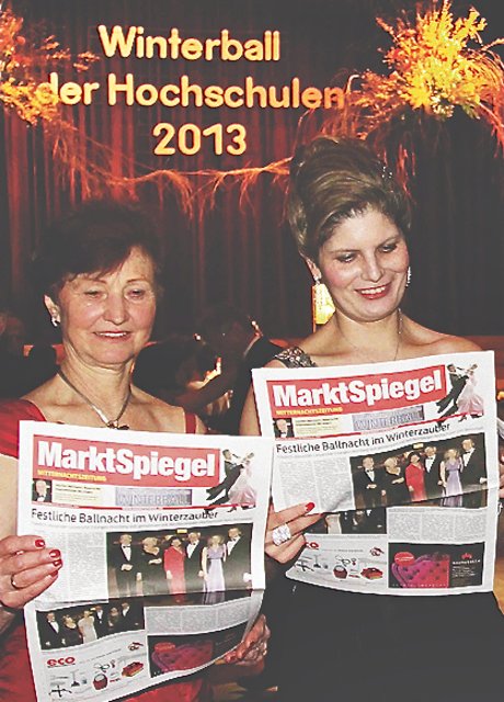 Groß war das Interesse für die Mitternachtszeitung vom MarktSpiegel  klicken Sie sich durch und sehen Sie weitere Bilder des Abends!