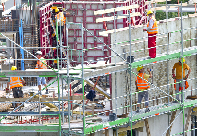 Bezahlbarer Wohnraum wird knapp. Aufgabe der Großstädte ist es nun, in die Wohnungsbauförderung zu investieren. Foto: dapd