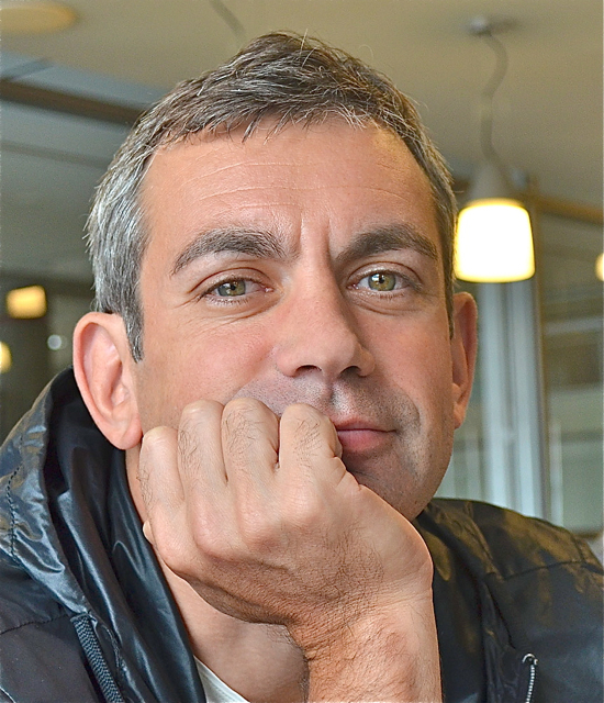 Deutschlands bekanntester Export-Russe Wladimir Kaminer (Foto) kommt am Donnerstag, 24. Januar, ins E-Werk nach Erlangen, Fuchsenwiese 1. Seine Schreibkunst ist die schubladenfreie Satire, die so schön ins Poetische übergeht. Und so kämpft er auch 2013 wieder voller Leidenschaft gegen Vorurteile und Klischees, die seinen Landsmännern und -frauen anhängen. In seinem Onkel Wanja kommt führt er ab 20 Uhr durch die unterschiedlichsten Themengebieten mit der immer gleichen Konsequenz: Es wird gelacht, und nich