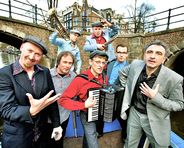 Highlight im Kulturforum ist das Konzert der ,,Amsterdam Klezmer Band. Foto: oh