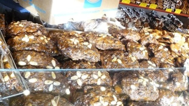 Früchtebrot das lange lagert reift weiter...