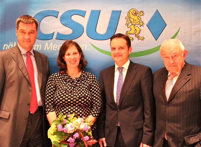 Die Weichen bei der CSU im Nürnberger Norden sind gestellt: Auf der Nominierungsversammlung wählten die Delegierten im Stimmkreis Nürnberg-Nord vor wenigen Tagen die 32-jährige Bezirksrätin Catrin Seel erneut zur Kandidatin. Seel, die seit 2003 die Nürnberger Interessen im mittelfränkischen Bezirkstag vertritt, erhielt 93,8 Prozent der Stimmen. Die Nachfolge von Günther Beckstein als Landtagsabgeordneter soll im kommenden Jahr Tobias Schmidt antreten 91,7 Prozent erhielt der 36-jährige CSU-Kreisvorsitzend