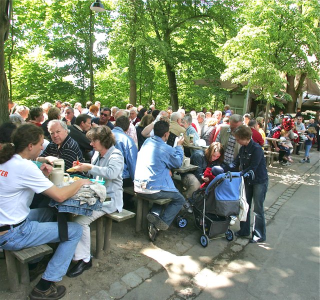 Wenn das Wetter mitspielt, ist man gerne im Freien.