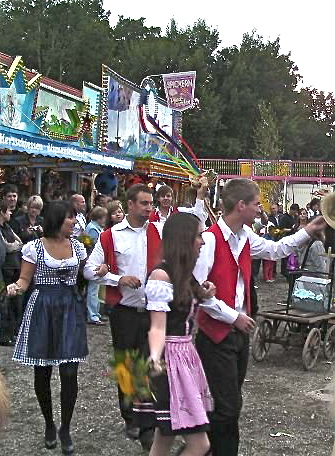 Lebendige Tradition: Ein Highlight zur Vacher Kärwa ...