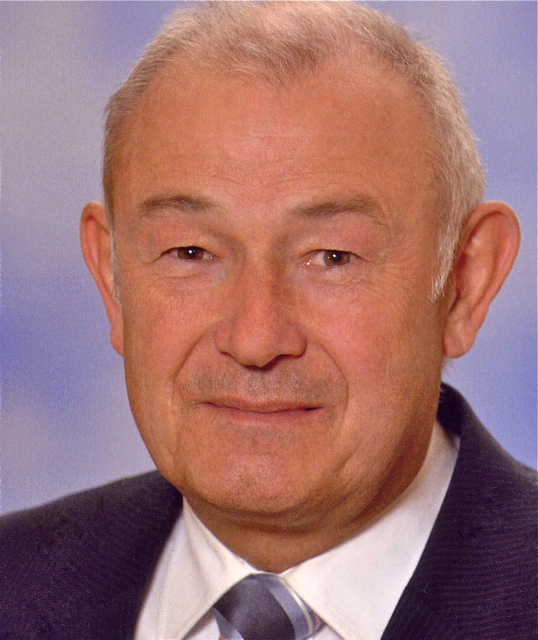 Dr. Günther Beckstein kommt am 12. März nach Rednitzhembach. Foto: oh