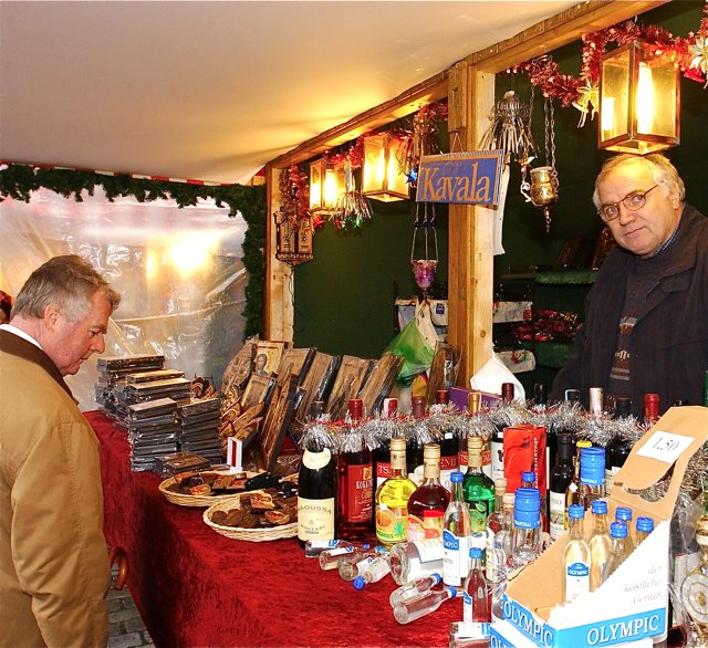 Auch der Markt der Partnerstädte bietet traditionell ein umfangreiches Sortiment. Foto: Stadt Nürnberg / Dierenbach