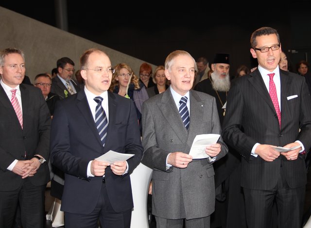 Stimmen gemeinsam das Lob Gottes an (v.l.) Markus Lötzsch, Sebastian Brehm, Hans-Peter Schmitt und Dr. Michael Fraas. | Foto: John R. Braun