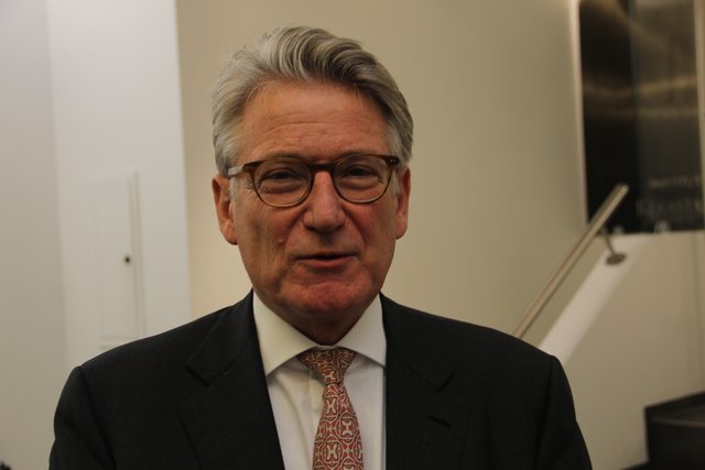 Peter Kurz, Unternehmer: „Am liebsten habe ich mit den Wiking Modellautos gespielt, da habe ich etwas mit Peer Steinbrück gemeinsam, wie mir dieser bei seinem letzten Besuch erzählte. Ich habe als Kind schon sehr viel gelesen, am liebsten die Abenteuer der fünf Freunde der britischen Kinderbuchautorin Enid Blyton.“ | Foto: J.R. Braun