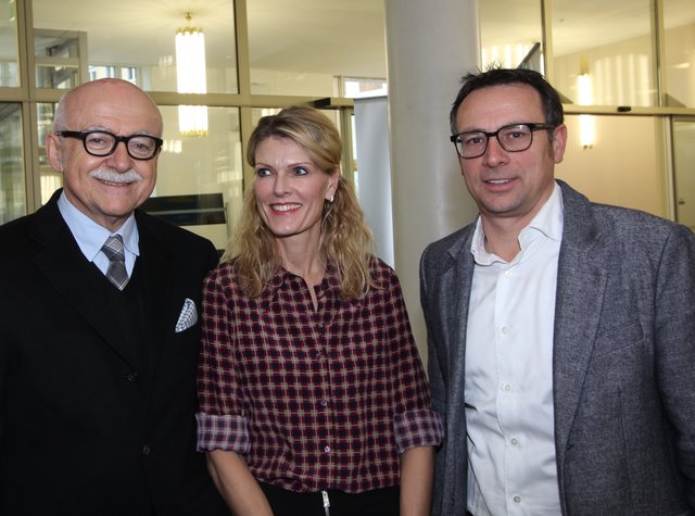 Club-Vorstand Martin Bader (r.) mit Lebensgefährtin Anne Howe und Immobilienunternehmer Gerd Schmelzer. | Foto: John R. Braun