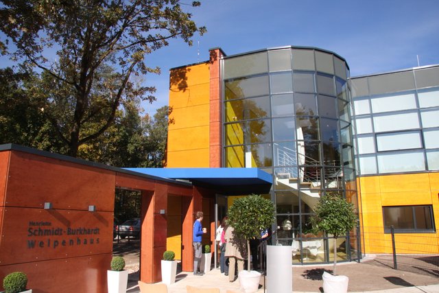 Das Welpenhaus im Tierheim Nürnberg wurde nach der Mäzenin benannt. | Foto: John R. Braun