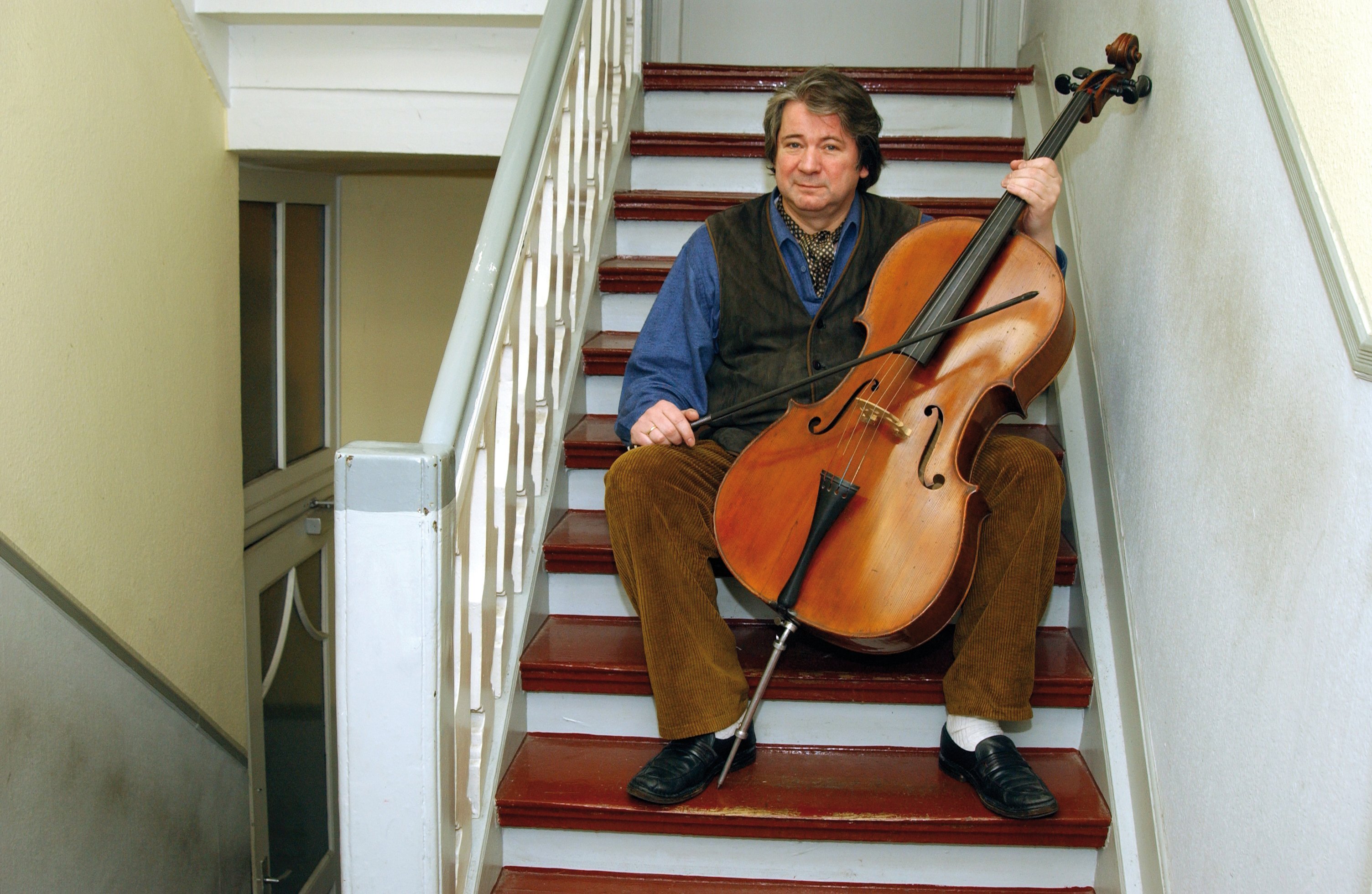 Benefizkonzert mit dem Cellisten Thomas Beckmann am 28. März 2014 um 19.30 Uhr im Historischen Rathaussaal.
