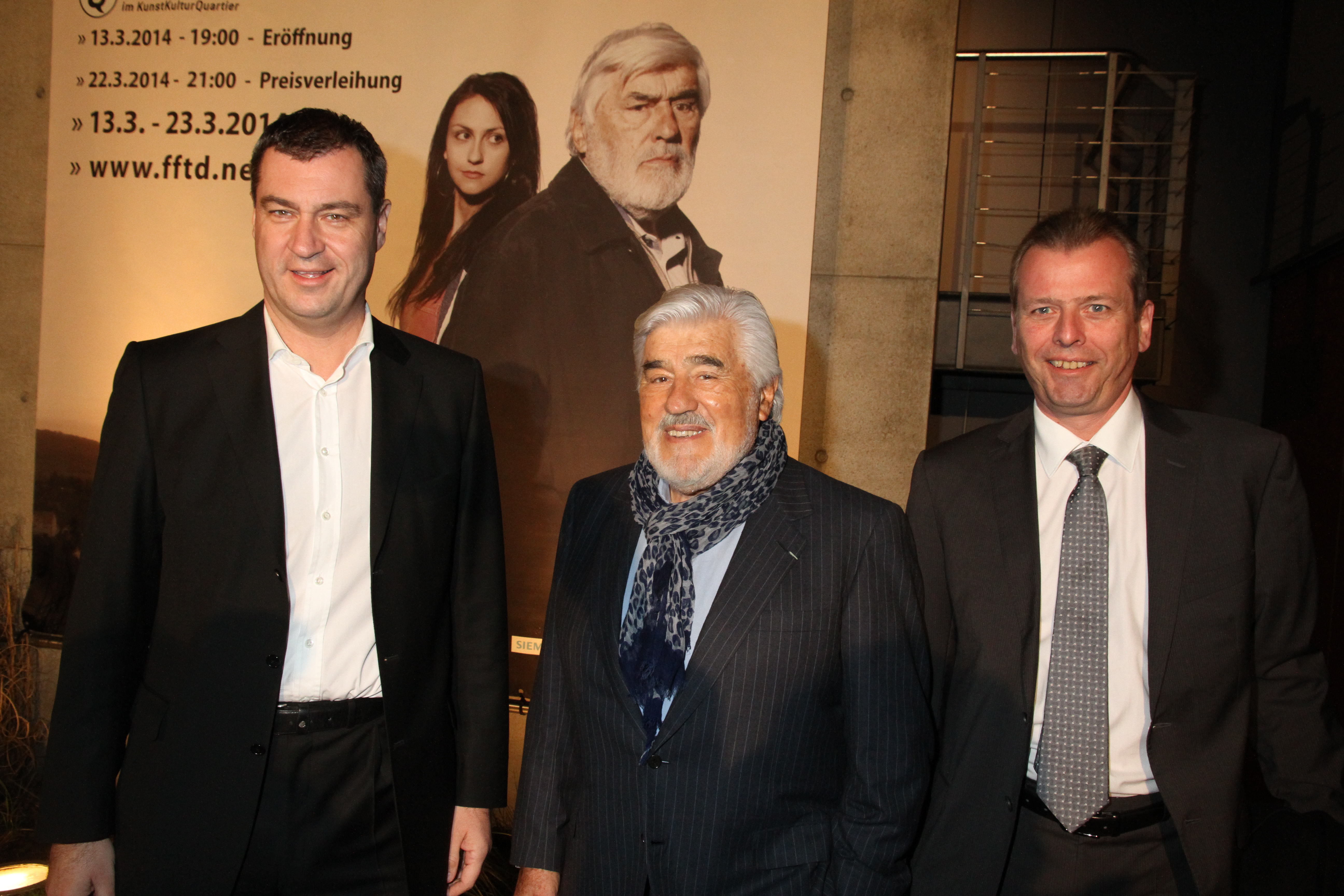 Hoher Besuch in Nürnberg (v.l.):der Bayerische Finanzminister Dr. Markus Söder, Schauspieler Mario Adorf und Oberbürgermeister Ulrich Maly vor der Eröffnung des Filmfestivals.