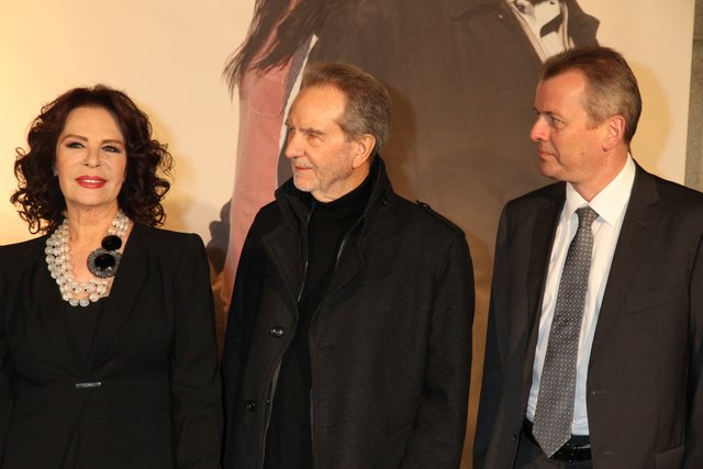 Schauspielerin Hülya Kocyigit, Regisseur Edgar Reitz und Nürnbergs Oberbürgermeister Ulrich Maly (v.l.). | Foto: bayernpress
