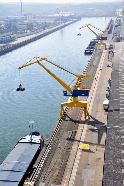 Blick ins Hafenbecken. | Foto: bayernhafen gruppe
