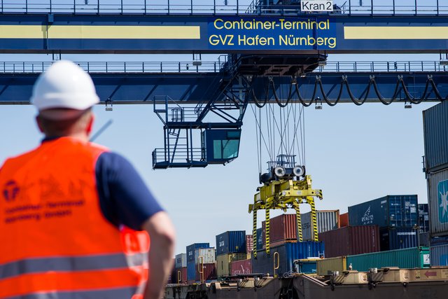 Umschlag in der KW-Anlage TriCon | Foto: bayernhafen gruppe