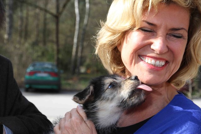 Dagmar Wöhrl im Tierheim  Nürnberg. | Foto: bayernpress