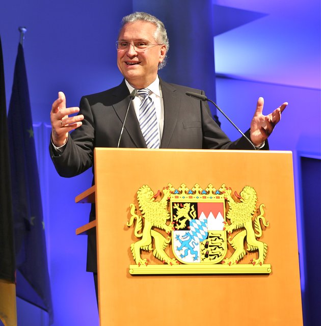 Joachim Herrmann: „Sportvereine leisten unbezahlbare Dienste.“ Foto: oh