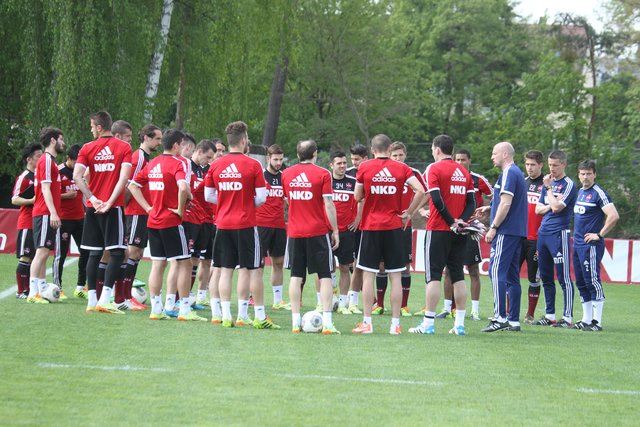 Einstimmung auf die anstehenden entscheidenden Spiele. | Foto: bayernpress