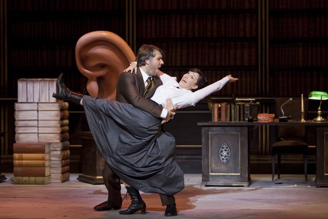 ,,My Fair Lady" auf fränkisch im Nürnberger Opernhaus. | Foto: Foto: oh/Ludwig Olah