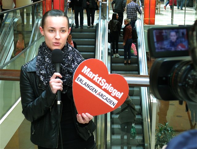 Christin grüßt ihre Mutter Katharina.