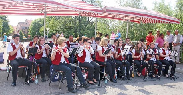 Die Jugendkapelle ist immer wieder mit musikalischen Einlagen vertreten. | Foto: Veranstalter