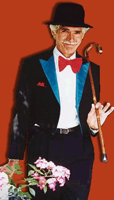 So kannte man ihn: Georg Renner den herausragenden Conferencier mit Charme und Stil. | Foto: oh