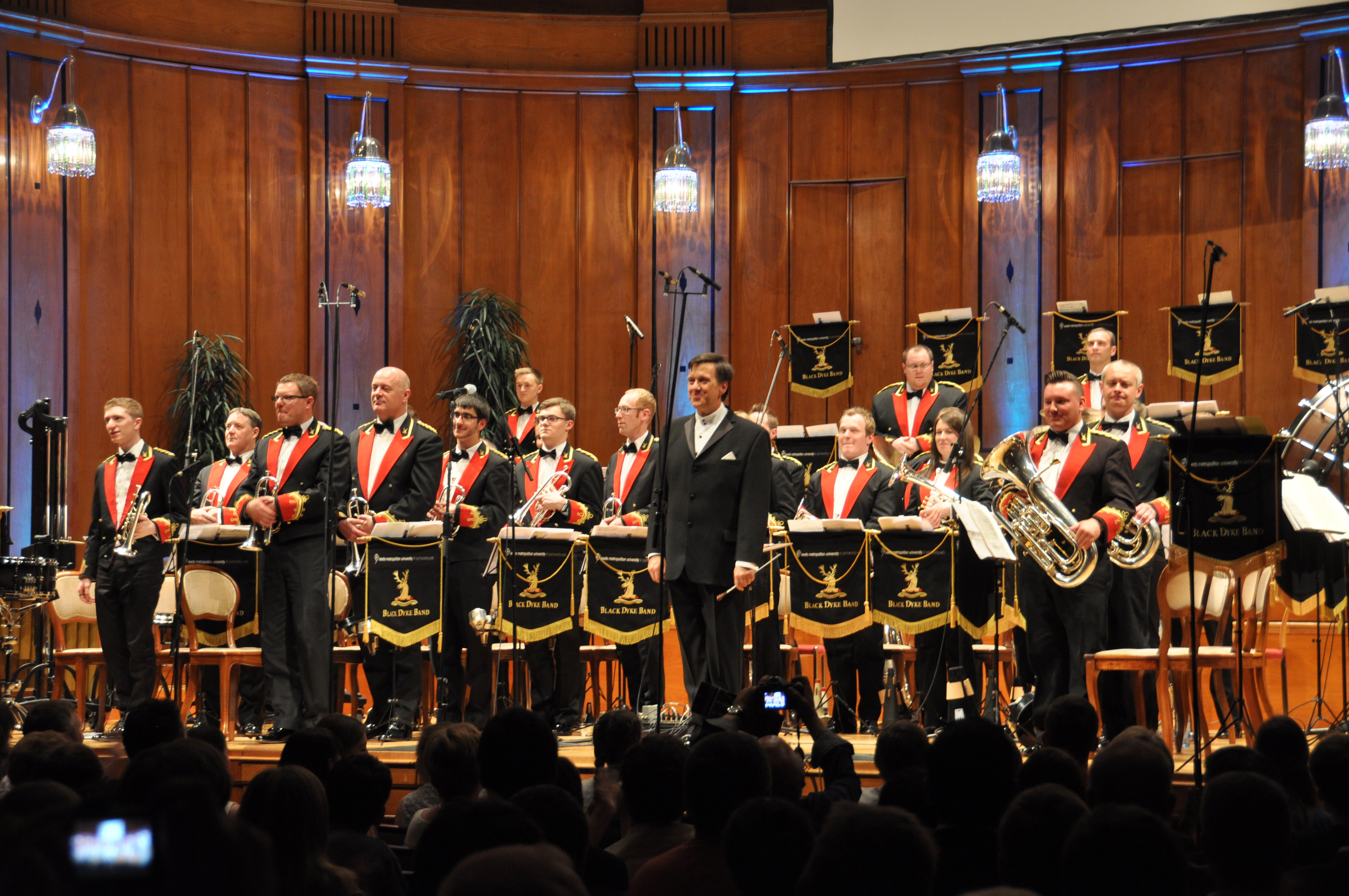 Restlos begeistert waren die Zuhörer vom Galakonzert der Black Dyke Band bei den Deutschen Brass Band Meisterschaften in Bad Kissingen.