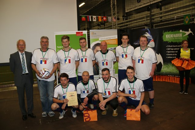 Stolzes Team ,,Frankreich" - die ,,Vizeweltmeister" der Tucher Brauerei. | Foto: John R. Braun