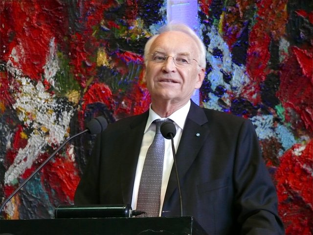 Edmund Stoiber: „Siegfried Balleis ist weit mehr als nur ein ehemaliger Oberbürgermeister.“ Foto: Uwe Müller