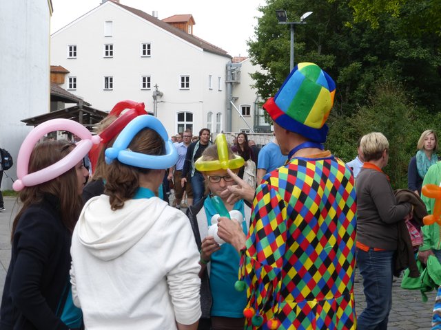 Luftballon-Hüte