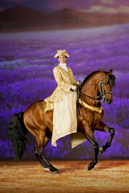 Apassionata: ,,Die goldene Spur". Galopppirouette. | Foto: Apassionata