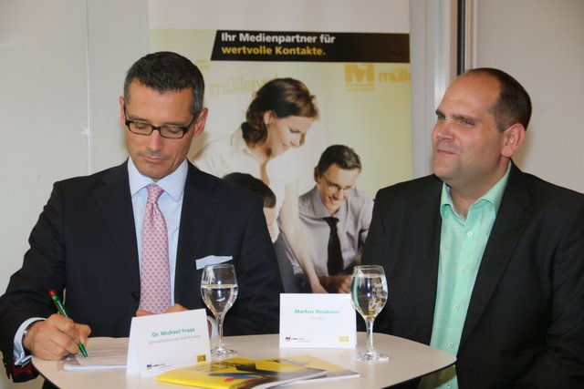 Dr. Michael Fraas (Wirtschaftsreferent der Stadt Nürnberg, l.) und Markus Neubauer (CEO Silbury).