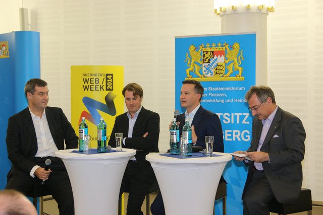 Die Diskussion zur Zukunft des Internets im Rahmen des IT Kreativ Forum führten (v.l.): Dr. Markus Söder, Michael Oschmann, Richard Gutjahr und Prof. Dr. Dieter Kempf.
