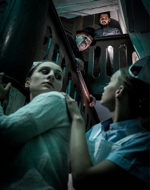Winterwandeltheaterreihe im Freilandmuseum Bad Windsheim. Das diesjährige Stück heißt ,,Nachtwache" und ist ein spannender Psychothriller, der von den Besuchern durch das Freilandmuseum begleitet werden kann.