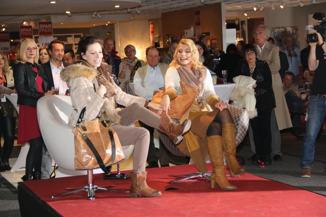 1. Fashion Night bei Möbel Höffner. | Foto: John R. Braun