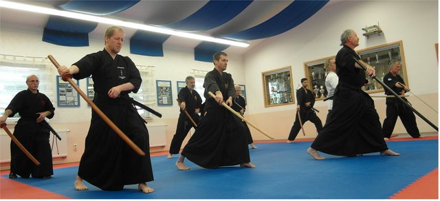 Übungen aus dem Iaijutsu - Japanische Schwertkunst