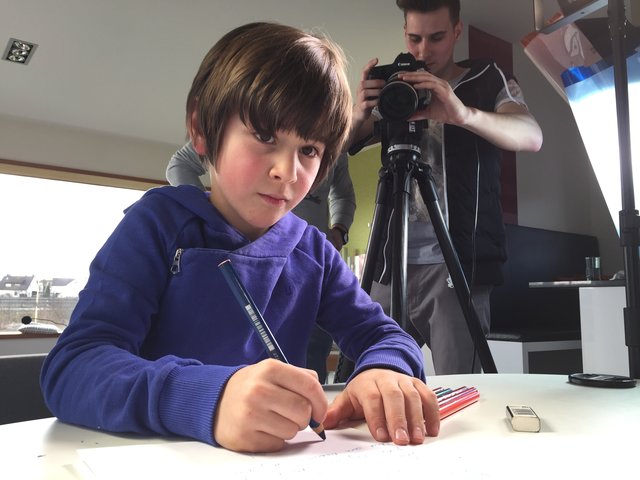 Luis Lutz stellt das Kind dar, das seine Träume nicht verwirklichen kann. | Foto: © MS NewMedia