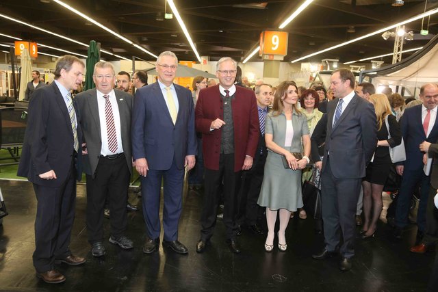 Eröffnungsrundgang auf der Freizeit Messe Nürnberg. | Foto: bayernpress