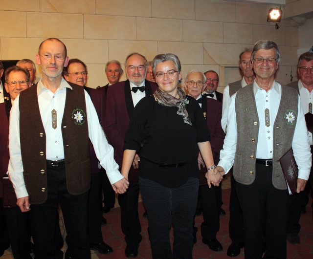 Karl Franz (l.), Gabriele Pietsch und Gerhard Ammon haben die Lieder professionell begleitet. | Foto: Victor Schlampp