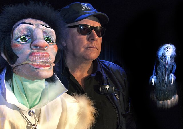 „Stuffed Puppet“ präsentiert das Stück „The King – Downfall of a Superstar“ in englischer Sprache. Foto: Maarten Sitvast