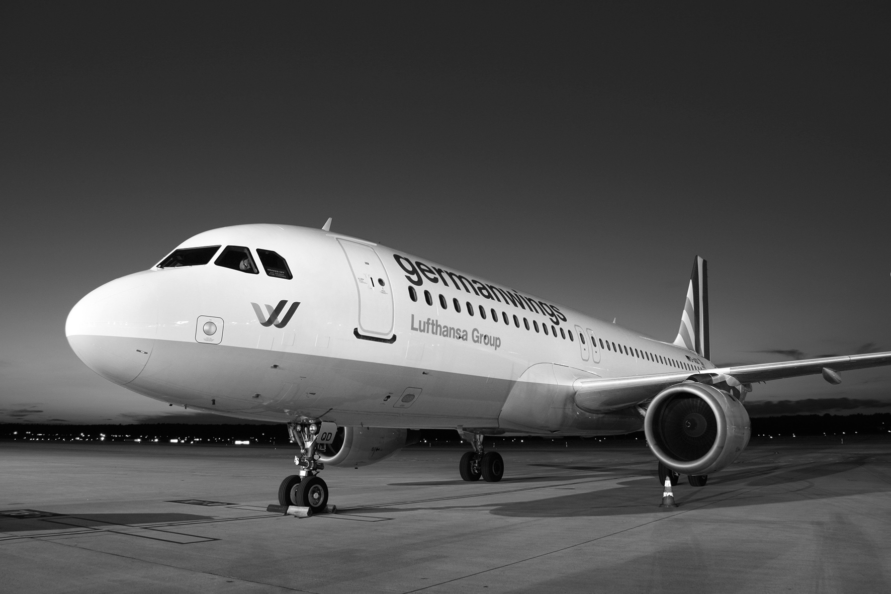 Ein Airbus 320 der Germanwings. Die Ermittlungen laufen auf Hochtouren, die französische Staatsanwaltschaft nahm die Ermittlungen auf.