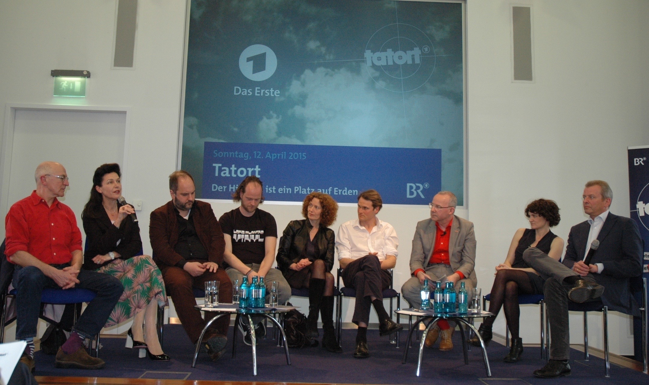 Der Presseclub veranstaltete im Marmorsaal eine Gesprächsrunde mit den Tatortmachern. Neben BR-Fernsehdirektorin Bettina Reitz waren die Schauspieler Dagmar Manzel, Fabian Hinrichs, Eli Wasserscheid, Andreas Leopold Schadt, Matthias Egersdörfer sowie Oberbürgermeister Dr. Ulrich Maly dabei.