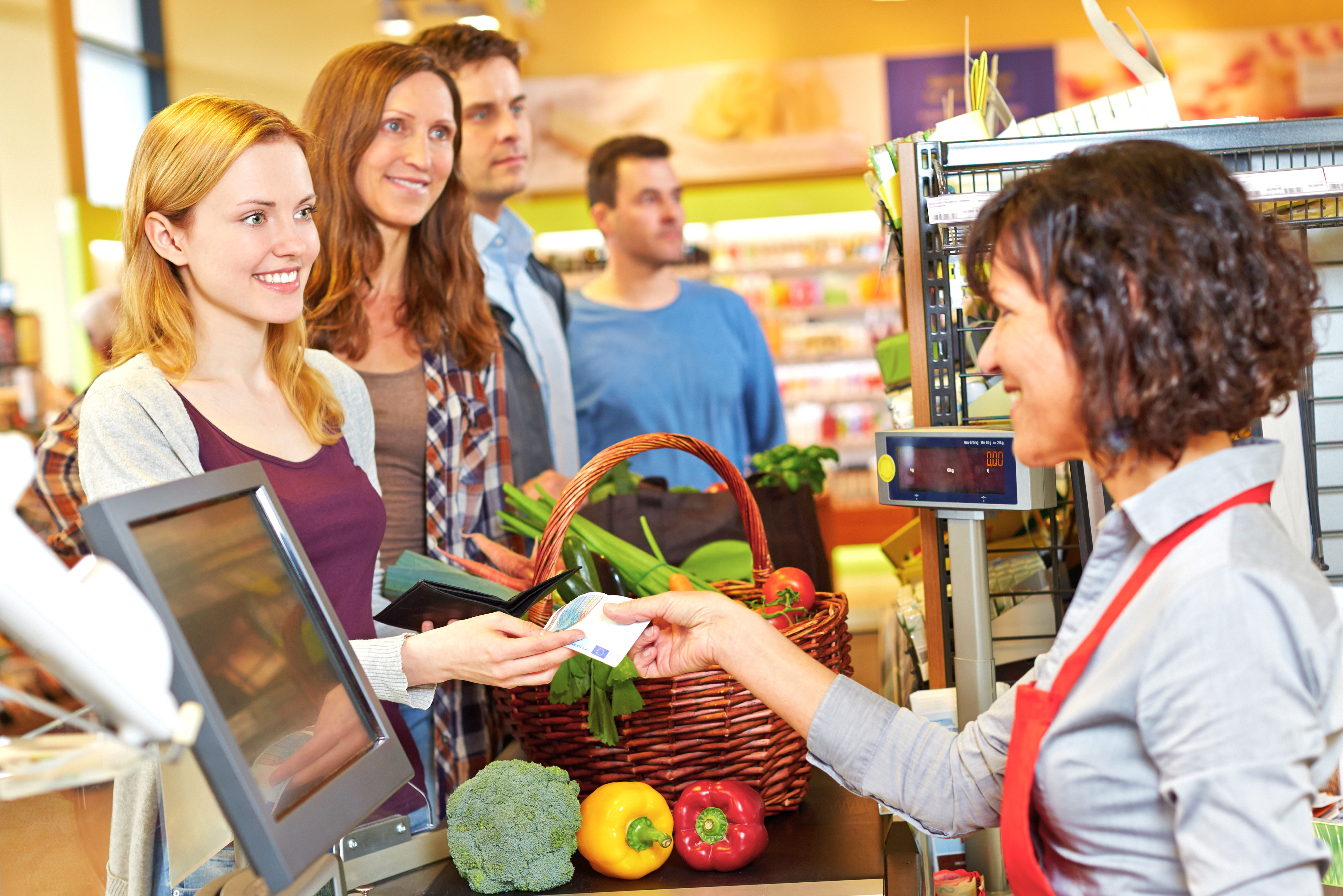 Bis zur Bezahlung an der Kasse gehört die Wahre dem Händler bzw. dem Handelsunternehmen – und zwar ohne Ausnahme. Foto: © Robert Kneschke - Fotolia