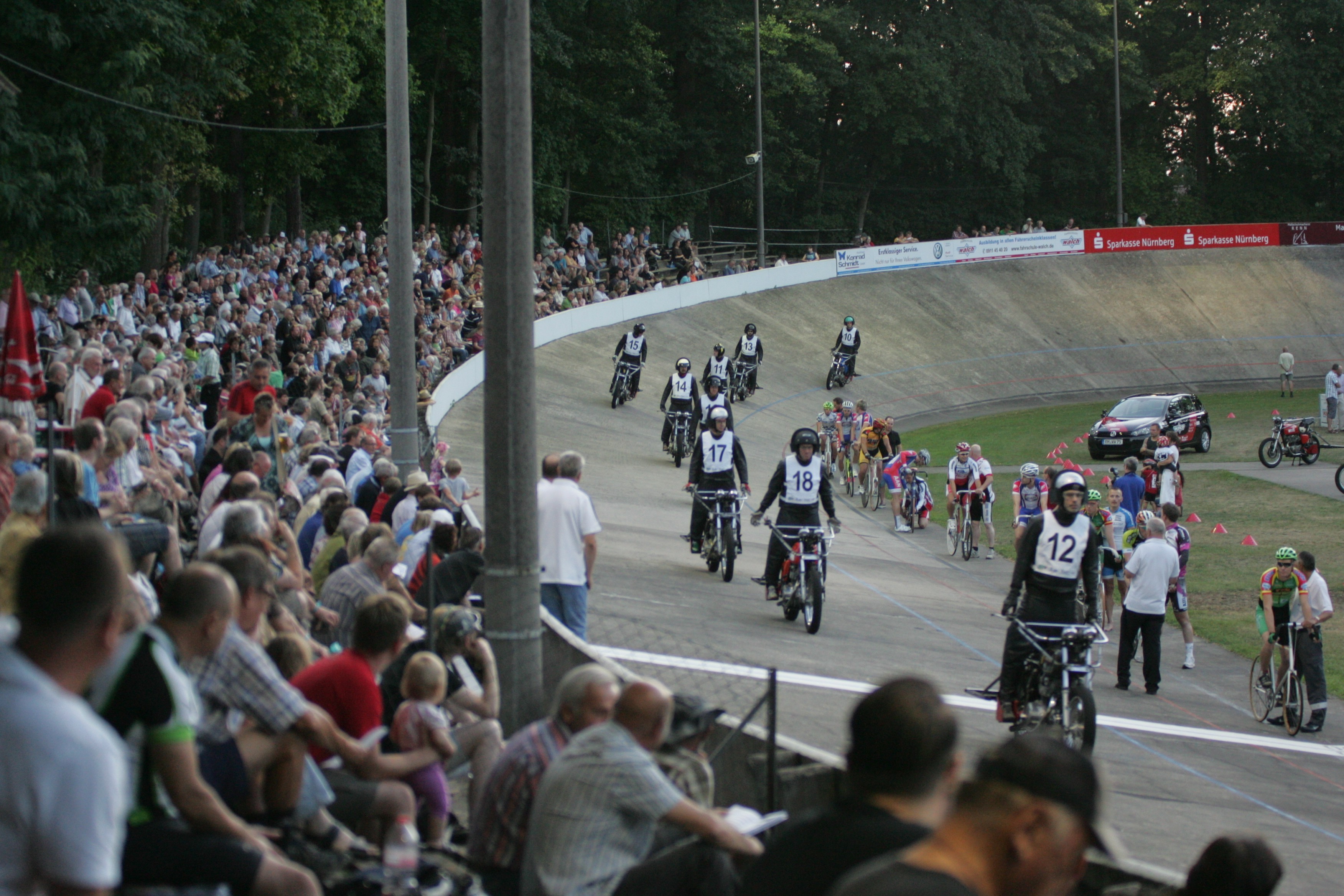 Lange Radsporttradition am Reichelsdorfer Keller.