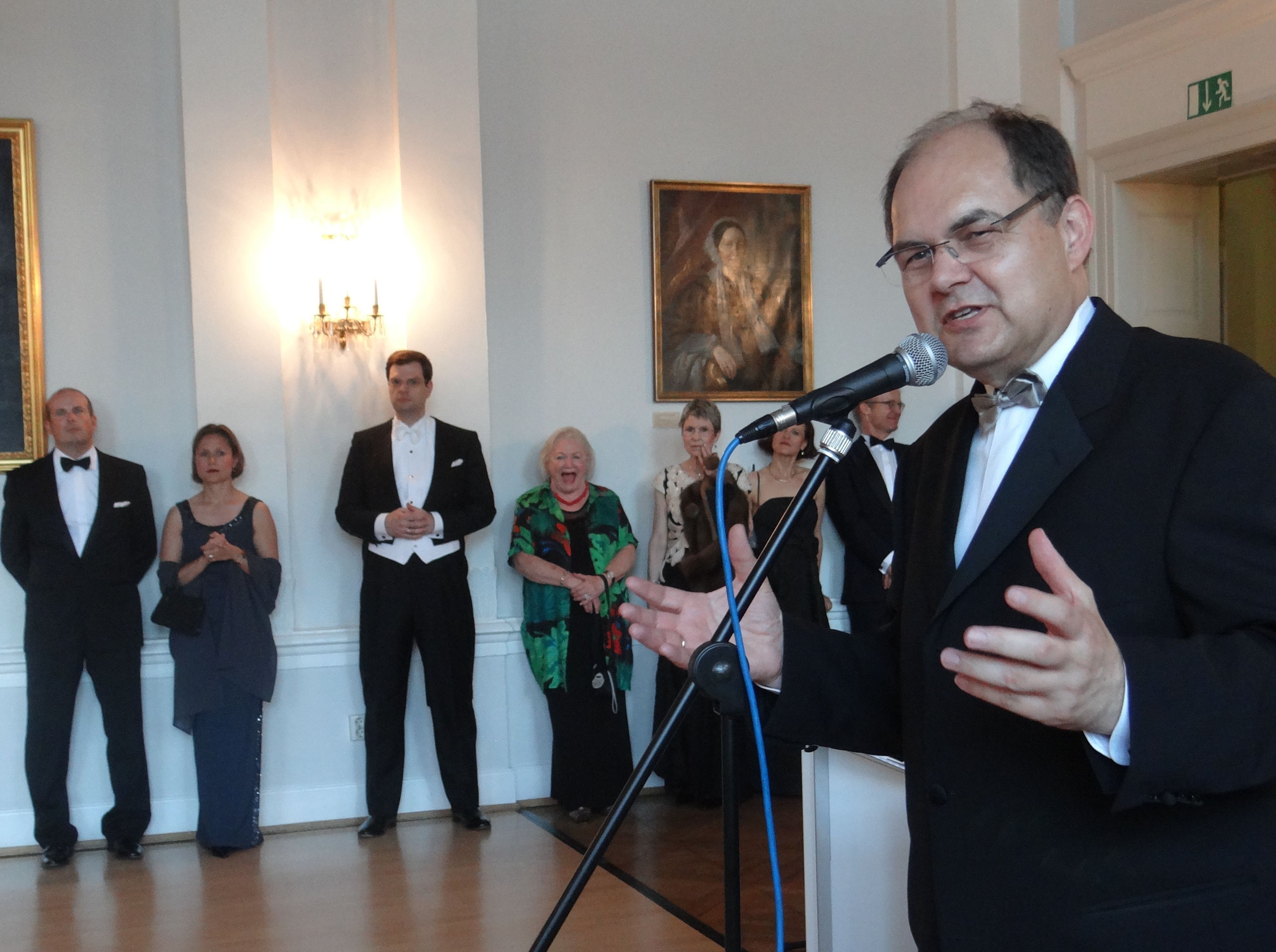 Bundesminister Christian Schmidt eröffnete den Sommernachtsball der CSU Fürth.